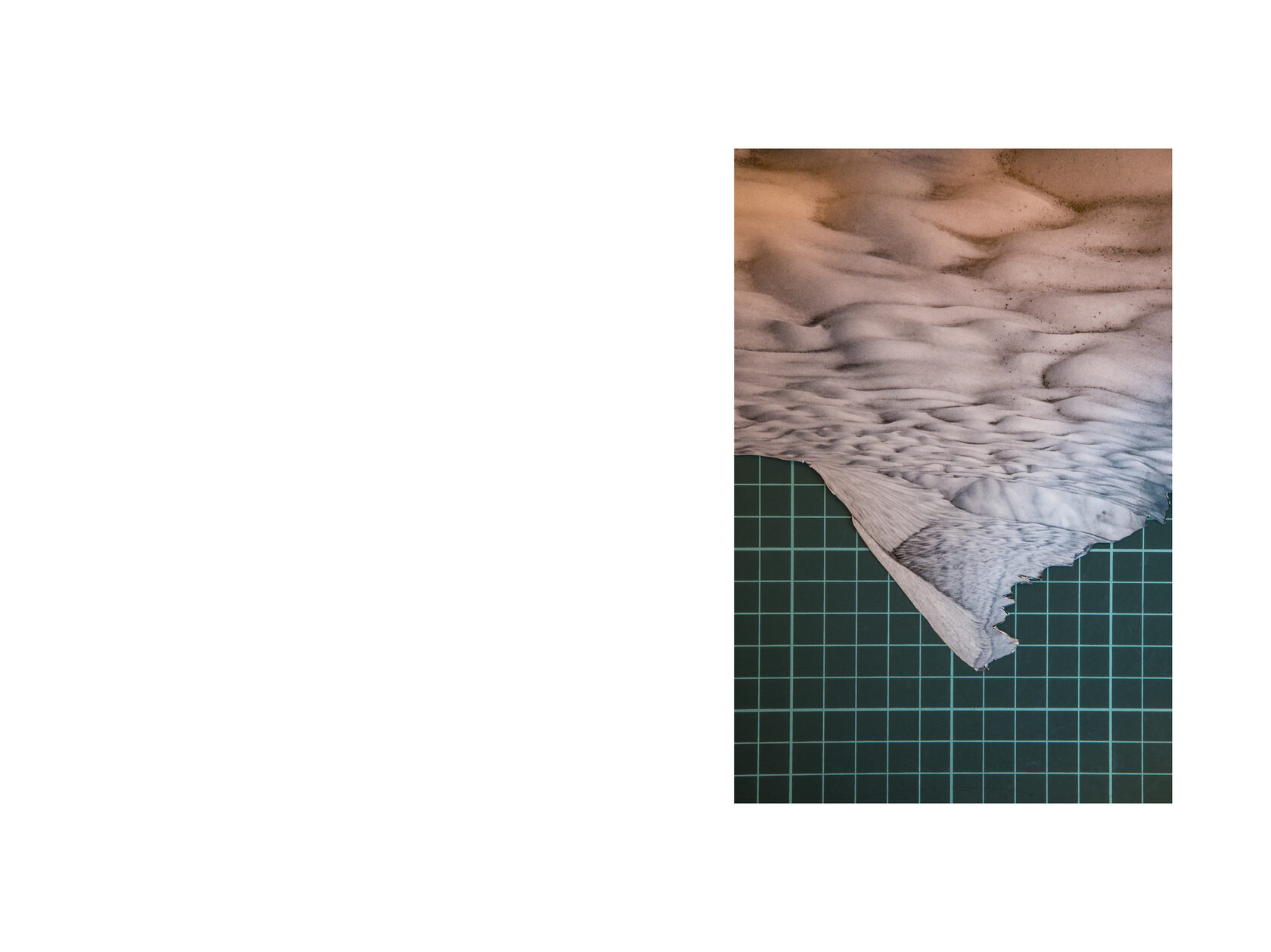 contemporary photography, ksenia yurkova, contemporary art, language, artist book, destrudo, installation, video art